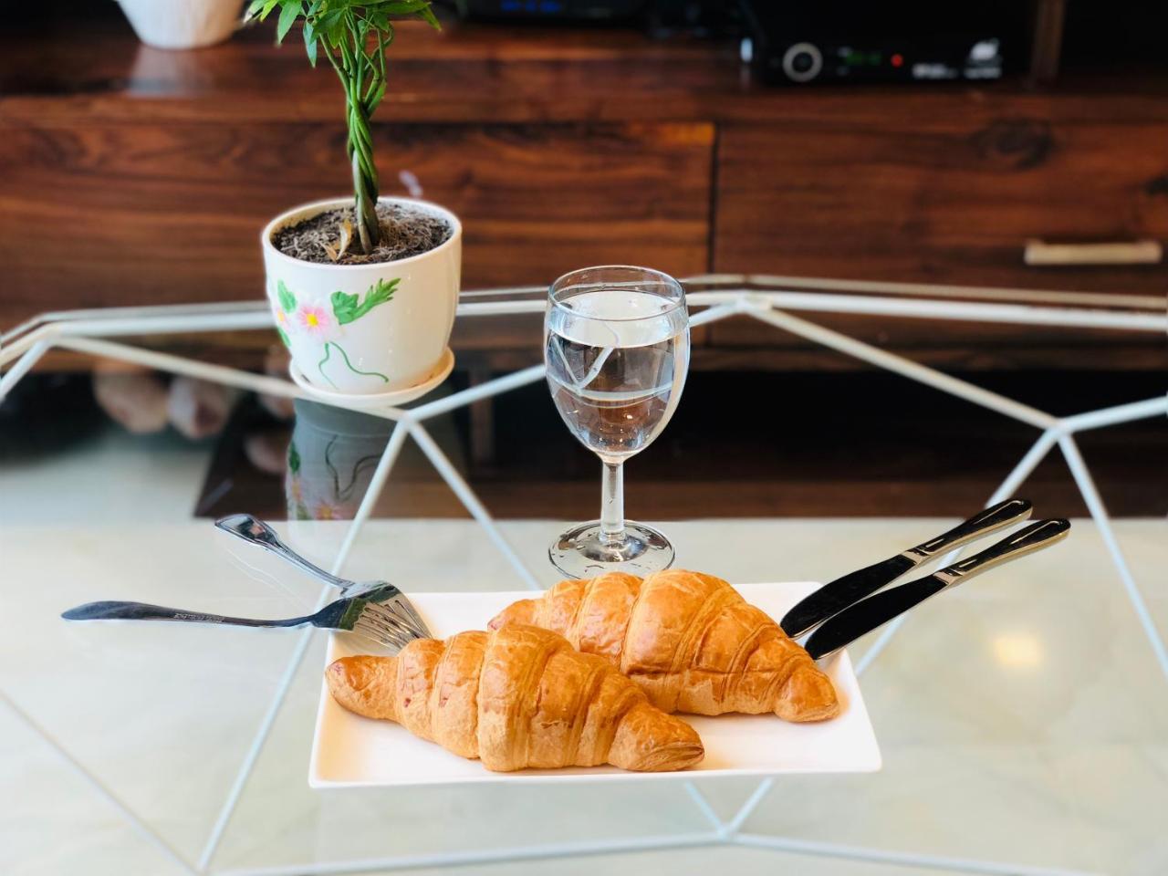 Urban House Premium Apartment Хошимин Екстериор снимка
